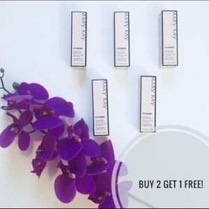 NIB Mary Kay TimeWise Luminous Liquid Foundation